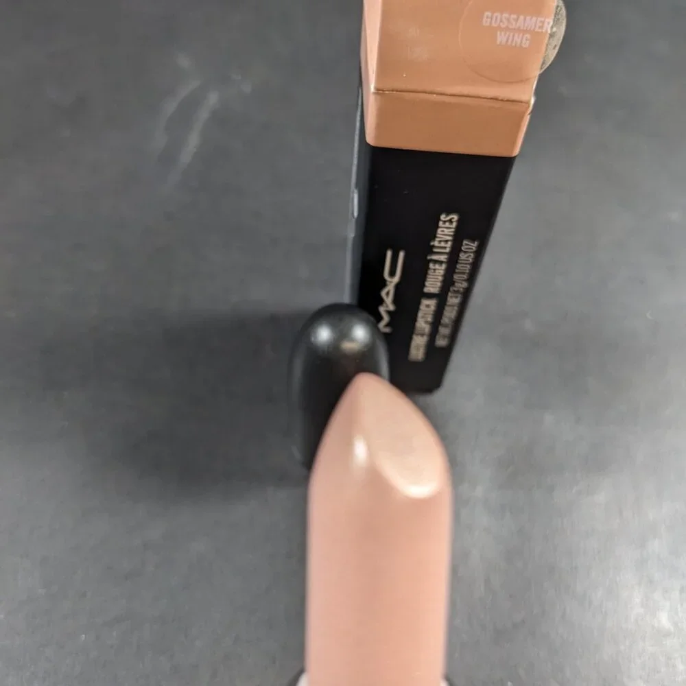 MAC Gossamer Wing Lustre Lipstick - Picture 2 of 2